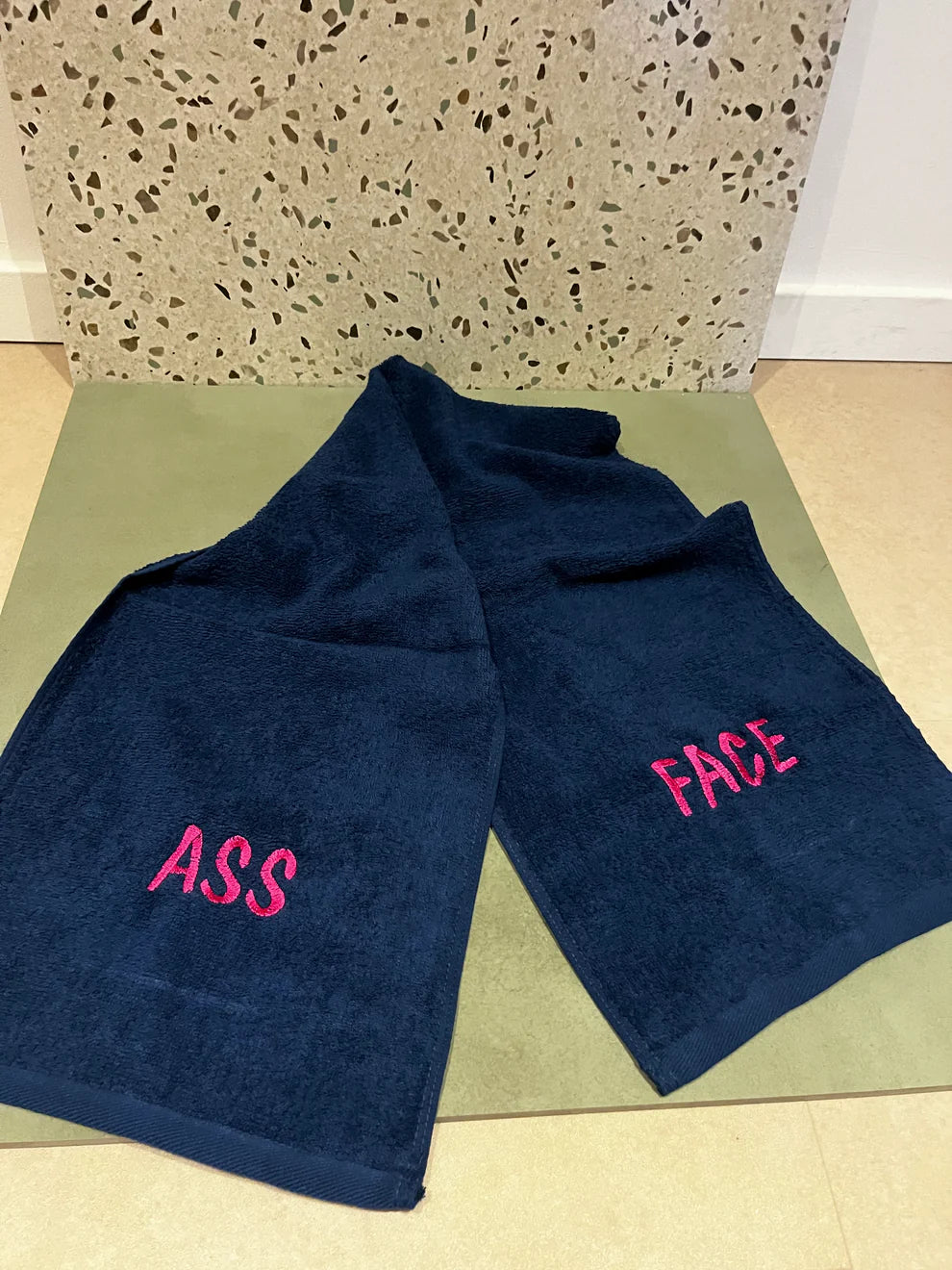 Sporthanddoek geborduurd met leuke of eigen tekst