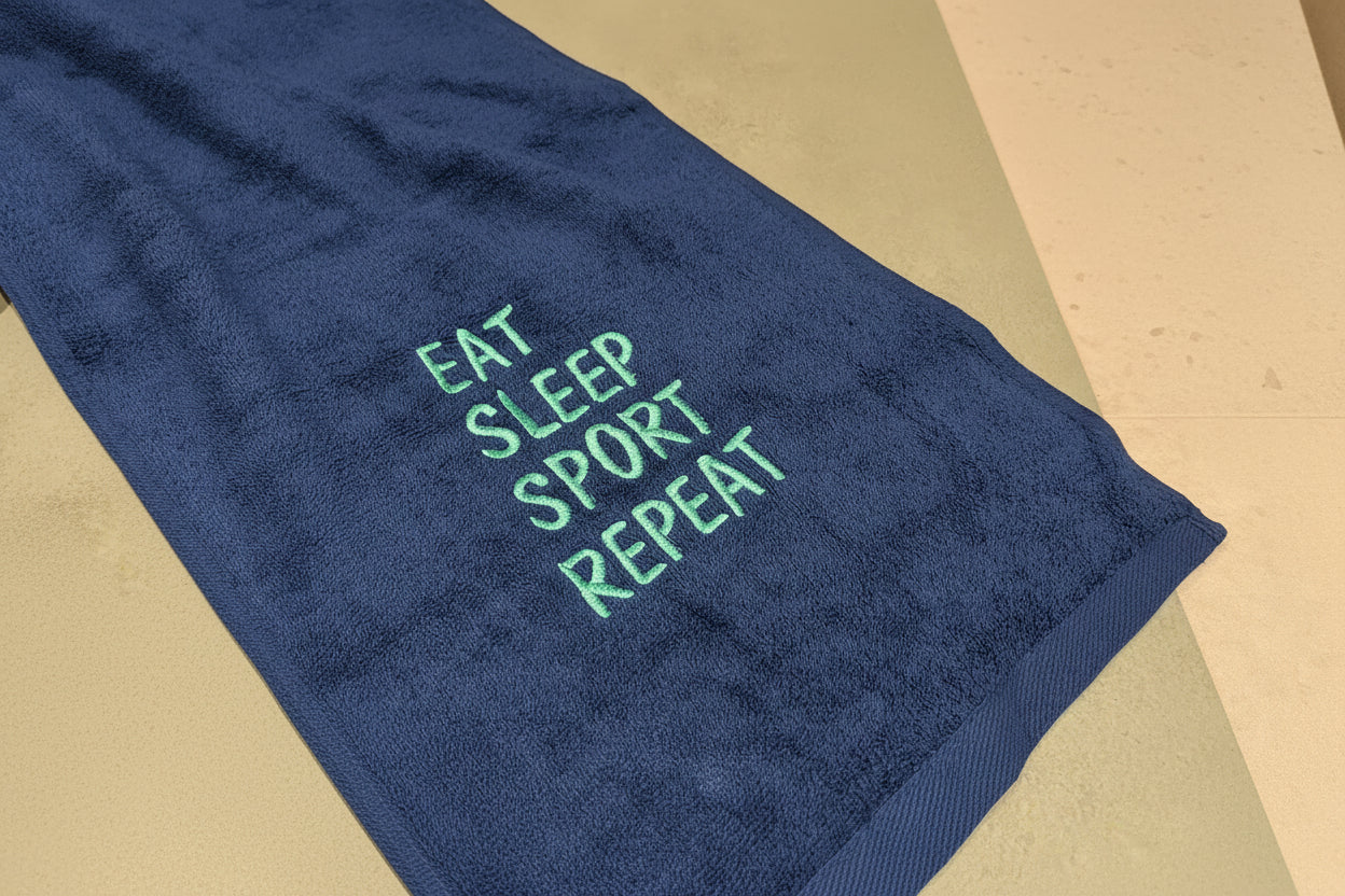 Sporthanddoek geborduurd met leuke of eigen tekst