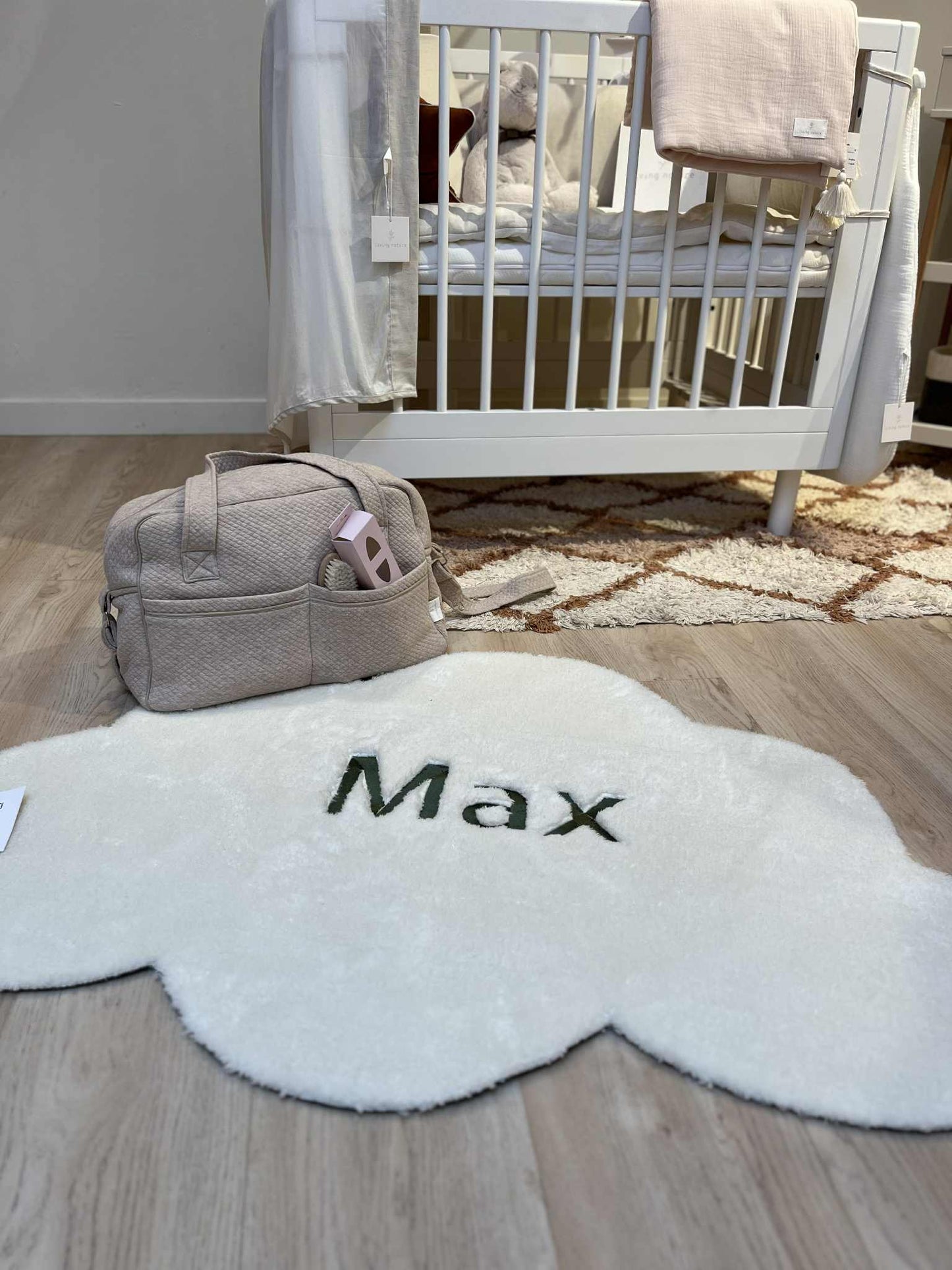 Gepersonaliseerd tapijt met naam geborduurd