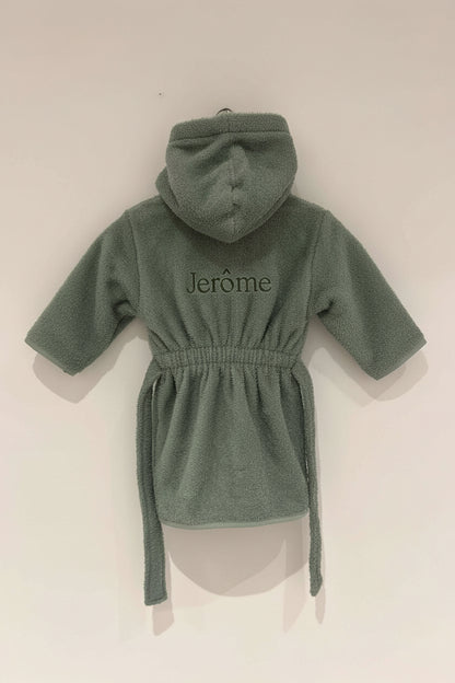 Gepersonaliseerde kinderbadjas met naam geborduurd